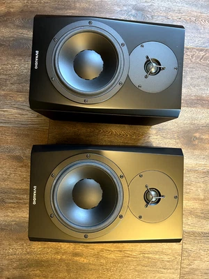 Dynaudio LYD 8 8 inch Powered Studio Monitor Pair - Black - Image 1 of 4