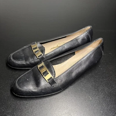 Mocasín Mula Salvatore Ferragamo Boutique Mujer Cuero Negro Dorado Talla 8B Foto 1 de 4