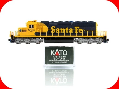 N Scale ***SANTA FE** SD40-2 Diesel Locomotive, ATSF 5088 - Kato 176-8210 w/ DCC - Image 1 of 4
