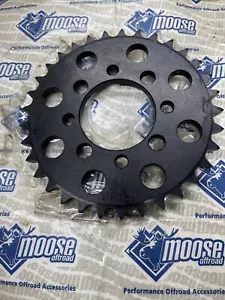 NOS Moose Rear Black Aluminum 33 Tooth Sprocket - Kawasaki KLX110 Suzuki DRZ110 - Foto 1 di 4