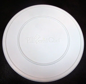 Pampered Chef REPLACEMENT STORAGE LID FOR MANUAL FOOD PROCESSOR - Picture 1 of 3