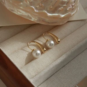 Woman 18k Gold Plated Waterdrop Earring Stud Pearl Dangle Drop Pierced - Picture 1 of 6