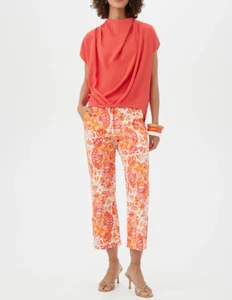 NWT- Trina Turk 'Ore' Floral-Print Cropped Kick-Flare Pants, Slushie Multi - 2 - Picture 1 of 5