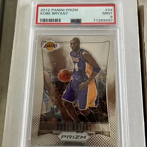 2012-13 panini prizm Kobe Bryant lakers primo prizm psa 9 come nuovo wow - Foto 1 di 10