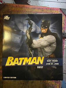 Batman Bust Heroes of the DC Universe 2nd Series Gary Frank DC Direct NEW SEALED