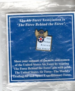 MILITARIA PIN (19XX) AIR FORCE ASSOCIATION "The Force Behind The Force" - Picture 1 of 1