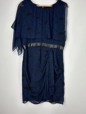 Vestido Vaina Walter Baker Mujer Talla L Azul Marino Negro Cuello Manga Asimétrica Foto 1 de 4