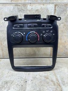 2001-2007 Toyota Highlander Climate Control  Heater AC HVAC OEM 84010-48091 - Picture 1 of 13