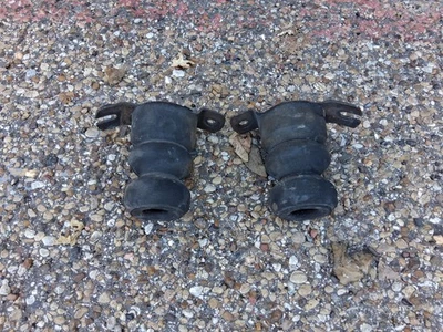 Volvo 240 Rear Bump Stops - Pair - 666905 - Image 1 of 3