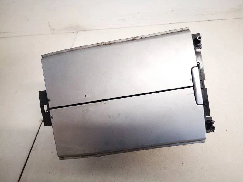 Subaru Tribeca 2008 Cup holder and Coin tray used, Genuine #1799769-64 - Image 1 of 4