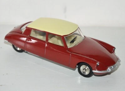 Petite voiture véhicule DINKY TOYS CITROEN DS 19 rouge MATTEL 530 Editions ATLAS - Photo 1/4