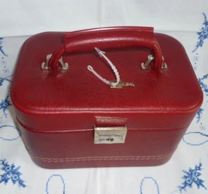 1970er Kosmetikkoffer Schminkkoffer Kunstleder dunkelrot-bordeaux wie UNBENUTZT - Bild 1 von 22