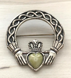 Spilla spilla vintage SOLDOR Irlanda celtica Claddagh tono argento H65 - Foto 1 di 2