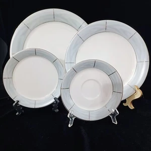 4-teiliges Ralph Lauren Gedeck "SILK MOIRE" EISBLAU NEUWERTIG! - Bild 1 von 7