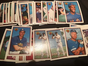 LOT OF APPROX 70 1989 BOWMAN: STARS, CLEMENS(2), BRETT, TINO MARTINEZ RC, GOODEN - Picture 1 of 2