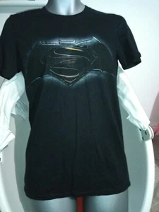 Batman Vs Superman T-Shirt. Unisex S. 38"Chest. New. Ex Display - Picture 1 of 5