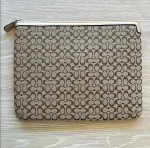 NEW SIGNATURE COACH TABLET IPAD CASE SLEEVE WITH LOGO - Picture 1 of 4