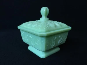 SCHMID VERRIERS Début XX ème BOÎTE BONBONNIÈRE en OPALINE DE FOIRE VERTE - Imagen 1 de 13