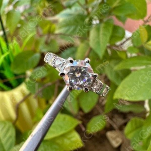 18 TWC Moissanite Round Cut 925 Sterling Silver Wedding Ring GITL Certified - Picture 1 of 5