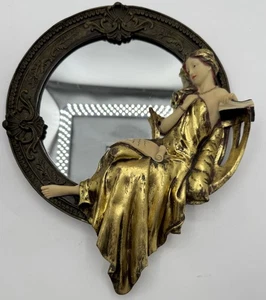 Vintage Gold Jugendstil Frau Figur runder Wandspiegel Resin "Die Maus" 11" - Bild 1 von 13