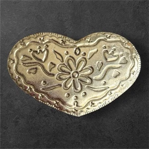 VTG Hammered Metal Stamped Made in Korea Western Silver Tone Heart Shaped - Picture 1 of 4