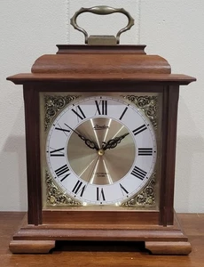 Vintage Linden Wood Mantle Quartz Clock #7011 Hourly Chime Made In Japan TESTED - Picture 1 of 12