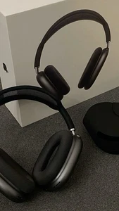 Apple AirPods Max 2ème Génération USB-C Bluetooth Casque Minuit Neuf - Photo 1 sur 2
