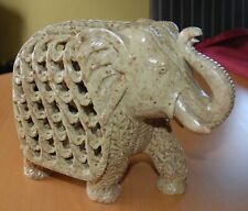 große Figur: Elefant mit kleinem Elefant innen  (6,4kg Speckstein)  Asien 80erJ.