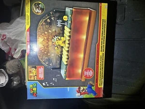 Set di gioco Super Mario Deluxe Bowser Battle Bowser incluso luci e suoni JAKKS - Foto 1 di 7
