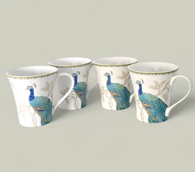Juego de cuatro 222 Quinto Pavo Real Jardín Tazas Turquesa Azul Pájaro Borde Dorado Pavo Real Foto 1 de 4