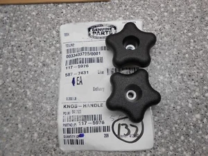 Perilla de mango Toro Parte # 117-5976 (bloqueo) (JUEGO DE 2) NOS OEM - Imagen 1 de 2