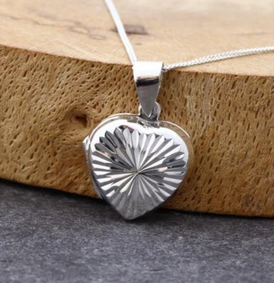 925 Sterling Silver Heart Shaped Etched Locket Pendant Necklace - Image 1 of 4