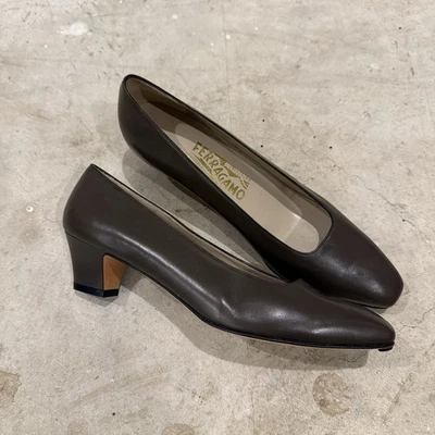 Salvatore Ferragamo 女式 9 棕色皮革意大利一脚蹬高跟鞋 — 第 1/4 张图片
