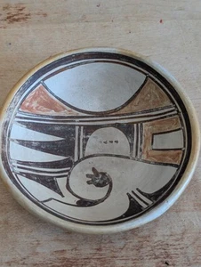 Cuenco mediano de cerámica Hopi de colección 5" nativo americano policromado blanco negro marrón - Imagen 1 de 9
