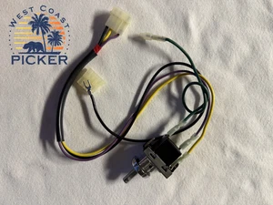 Lucas 34477A Heater Blower Switch Triumph TR6 (NOS) - Picture 1 of 3