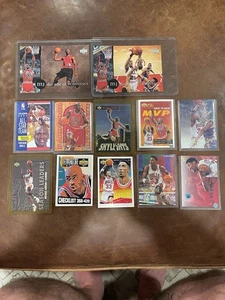 MICHAEL JORDAN And Scottie Pippen Card Lot With 8 Jordan Cards And 4 Pippen - Picture 1 of 9