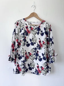 Damart Womens Beautiful White Flower Print 3/4 Sleeve Blouse Size 12 - Picture 1 of 3