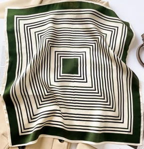 Bufanda cuadrada 100 % seda 20" para mujer pañuelo a rayas verde WS123 - Imagen 1 de 3