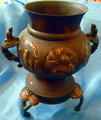 BONITO Jarrón Antiguo Imperial CHINO ARCAÍSTICO Asiático Bronce Dinastía Qing 10" Foto 1 de 4