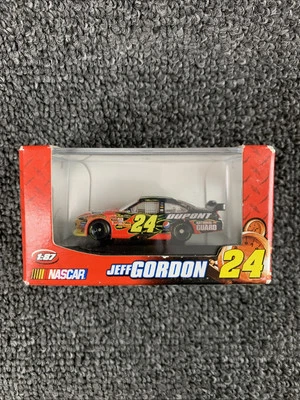 Winner’s Circle NASCAR Jeff Gordon #24 National Guard Car~Scale-1:64, New In Box - Image 1 of 4
