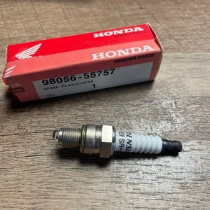 Honda 98056-55757 Zündkerze U16FSR spark plug Außenborder Motor  BF2DX BF2DY  - Picture 1 of 3
