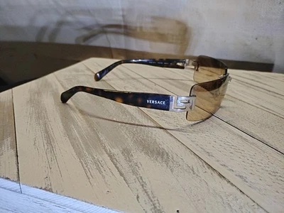 Versace MOD 2017 1000/8Z  Vintage Rimless Fashion Unisex Iconic Brwn Sunglasses  - Image 1 of 4