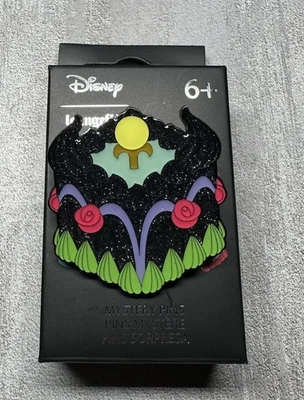 Prendedor Loungefly Disney Villain Vintage Esmalte Pastel - Maléfica Brillo PERSECUCIÓN Foto 1 de 3