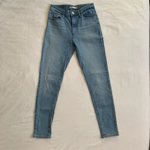 Levi 721™ High Rise Skinny Jeans W27 L30 Light Blue UK Womens Size 8-10 RRP £95 - Picture 1 of 12