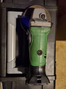 Hitachi G18dsl brushless angle grinder - Picture 1 of 3