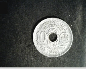 1945 France, 10 Centimes, High Grade Zinc Coin  (Fra-24) - Picture 1 of 2