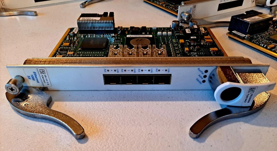 TARJETA CISCO ASR5K-041GE-SX-K9 ASR QGLC 4 PUERTOS ETHERNET 1000 LINE Foto 1 de 1