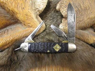 Vintg. 1970 s Camillus (OFFICIAL CUB SCOUT) 3 BLADED POCKET KNIFE/ DELRIN - Image 1 of 4
