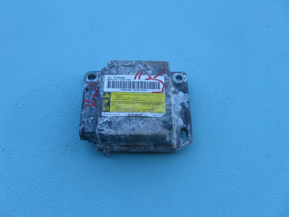 03 04 2003 2004 HUMMER H2 МОДУЛЬ УПРАВЛЕНИЯ РЕЛЕ ДАТЧИК КОМПЬЮТЕРА Б/У OEM 15192449 - Изображение 1 из 4