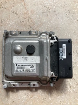 Kia CEE'D JD anno 14 1,4/73kW originale Centralina motore 39110-2BRBD BE54FS00600 - Immagine 1 di 4